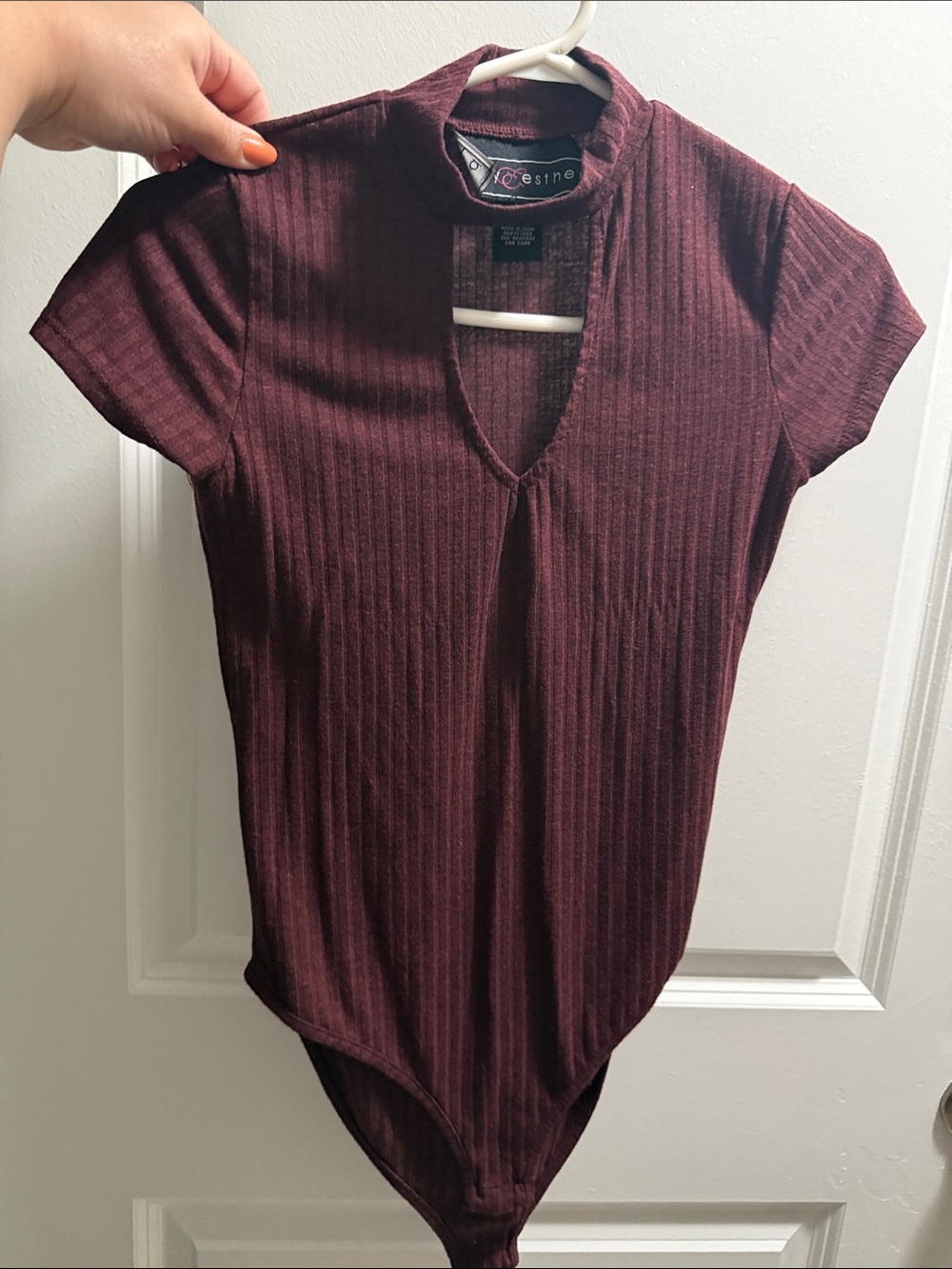 Women's Ribbed Burgundy Keyhole Bodysuit
